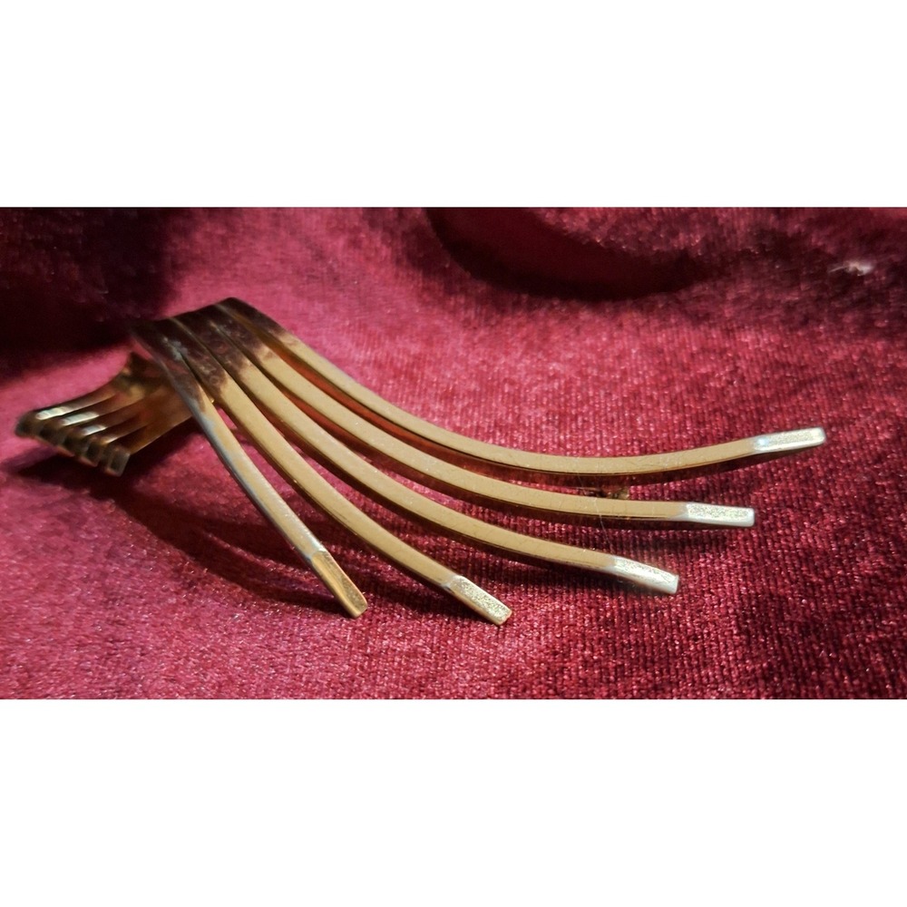 Vintage Large 3.75" Mid Century Modern Gold Toned Sweeping Winged show Brooch - Picture 5 of 11